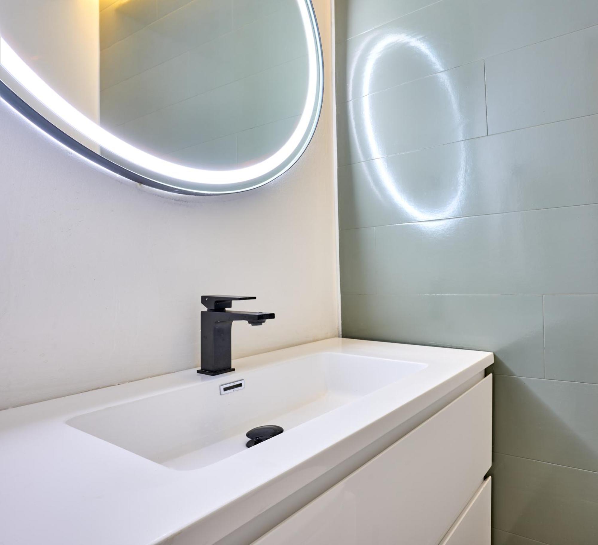 Stylish Apartment In Tigne Point Sliema Kültér fotó